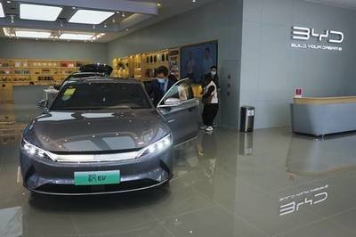 搶先停產燃油車 比亞迪摁下“換道”加速鍵